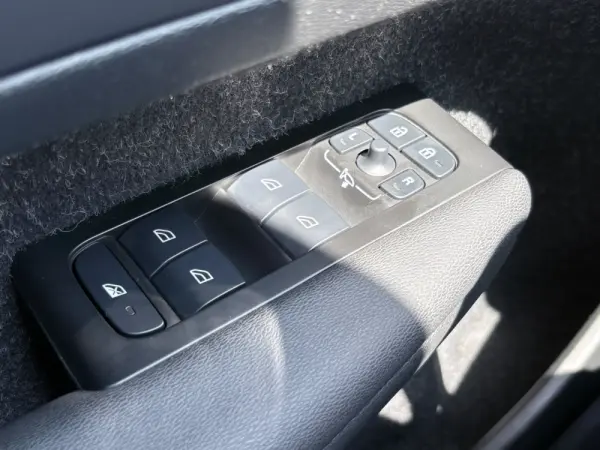 Volvo XC 40 1.5 T5 PHEV R-Design Expression 36