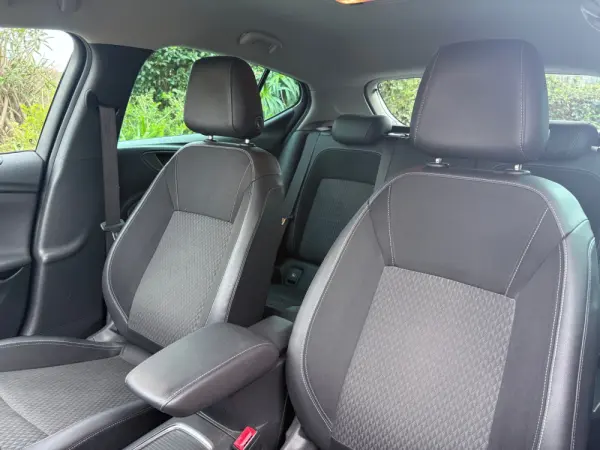 Opel Astra 1.6 CDTI Innovation S/S 32