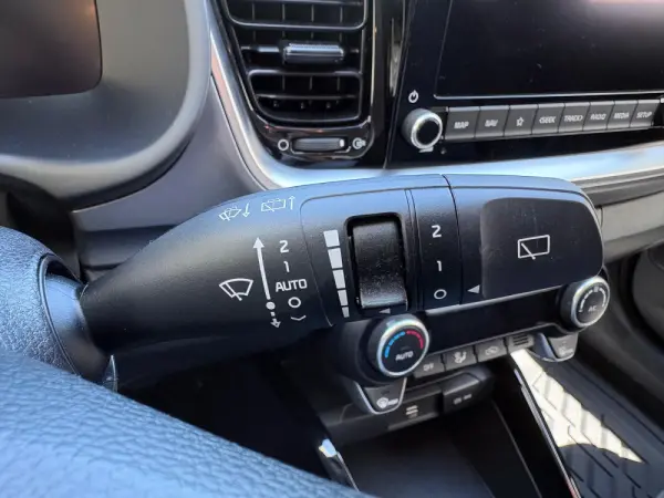 Kia Stonic 1.0 T-GDi Drive 7DCT 38