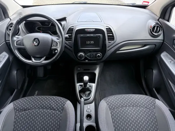 Renault Captur 0.9 TCE Exclusive 6