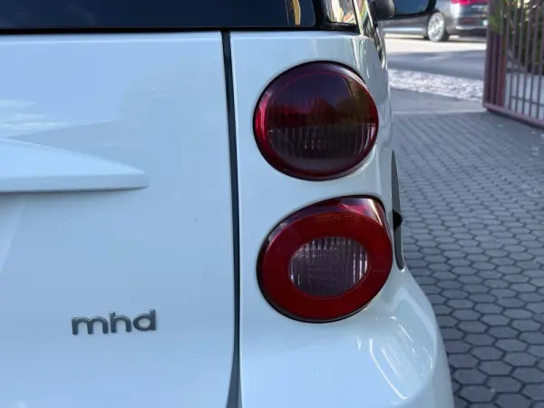 Smart ForTwo Coupé 1.0 Pure 61 19