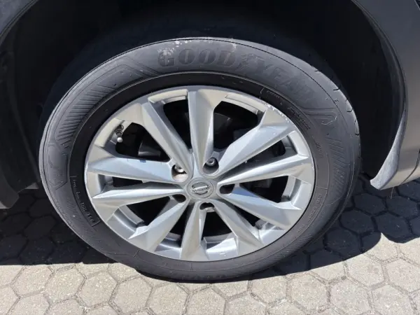 Nissan Qashqai 1.5 dCi Tekna Premium 17 Alcantara 12