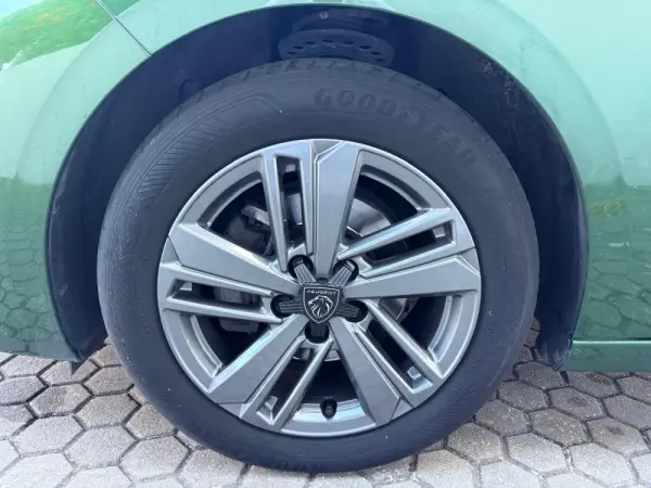 Peugeot 308 1.2 PureTech Active Pack 11