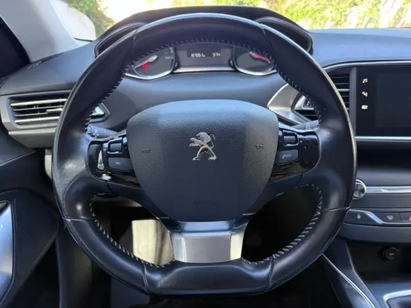 Peugeot 308 SW 1.5 BlueHDi Allure 35