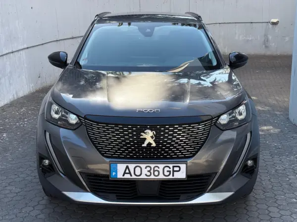Peugeot 2008 1.2 PureTech Allure 3