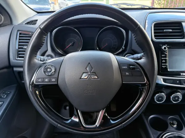 Mitsubishi ASX 1.6 DI-D Intense Black Edition 35