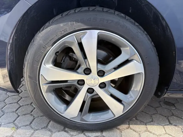 Peugeot 308 SW 1.5 BlueHDi Allure 11