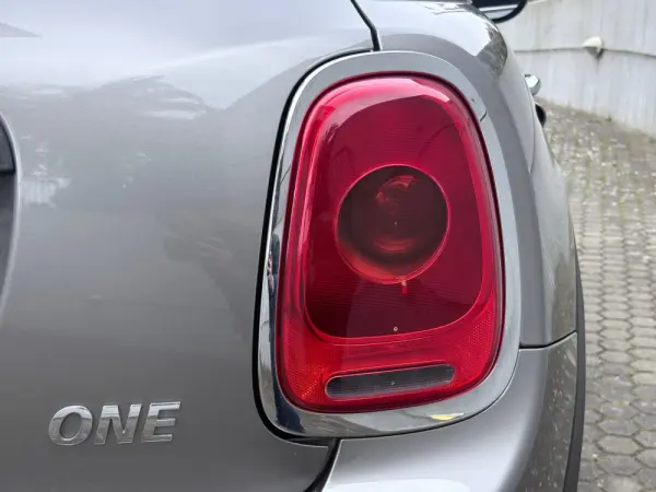 MINI 5 Portas One 22