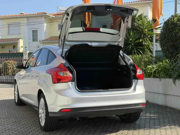 Ford Focus 1.0 SCTi Trend 28