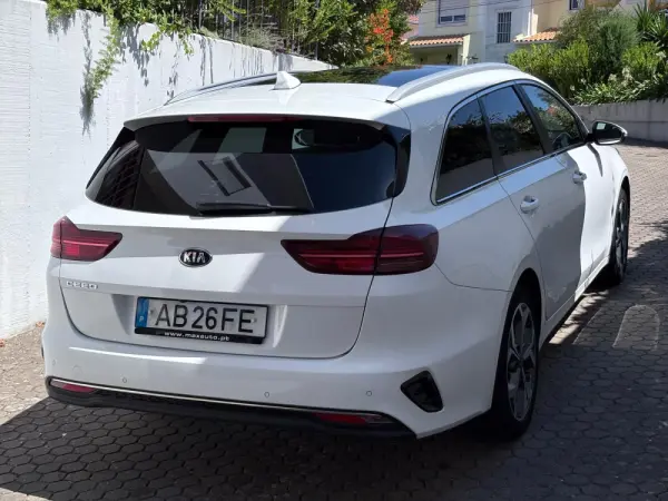 Kia Ceed SW 1.4 T-GDI Drive+SRF 7DCT 21