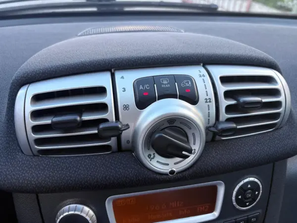 Smart ForTwo Coupé 1.0 Pure 61 40