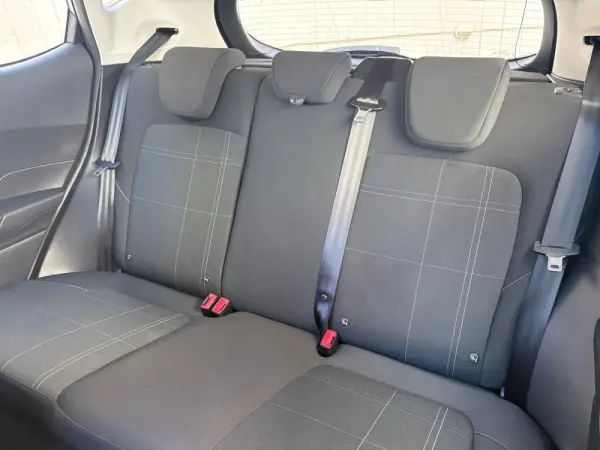 Ford Fiesta 1.1 Ti-VCT Business 52
