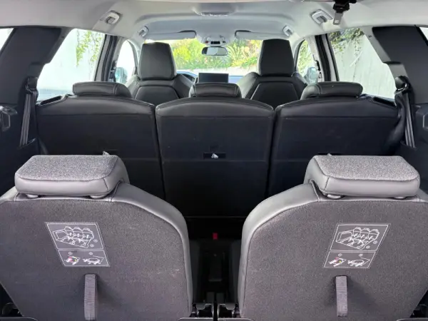 Peugeot 5008 1.2 PureTech Allure EAT8 7