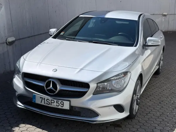 Mercedes-Benz CLA 180 d Shooting Brake Urban Aut. 4