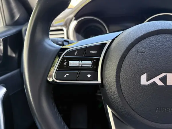 Kia XCeed 1.6 GDi PHEV Drive 37