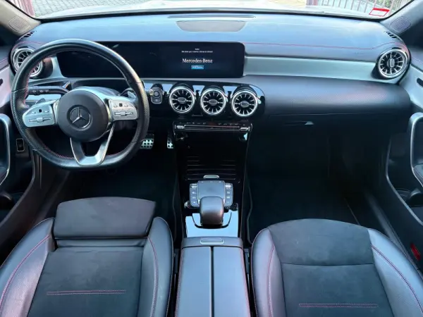 Mercedes-Benz CLA 200 d Shooting Brake AMG Line Aut. 6