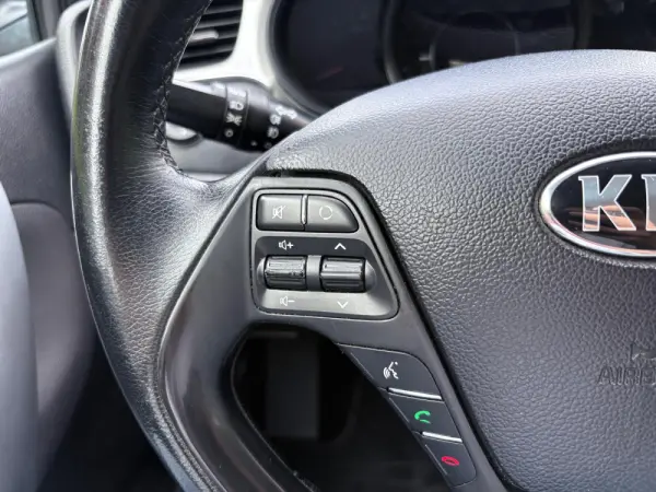 Kia Ceed 1.4 CRDi Nav Line 38