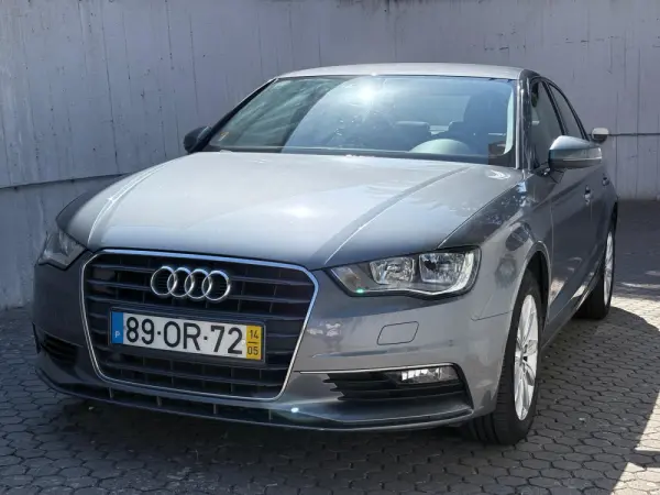 Audi A3 Limousine 1.6 TDI Attraction 10