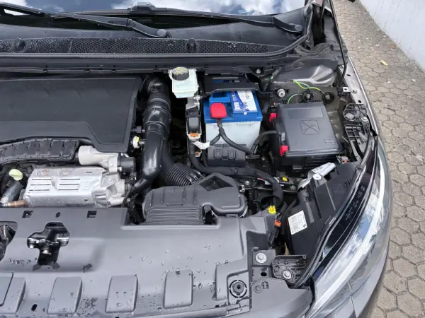 Peugeot 308 SW 1.2 PureTech Style 17