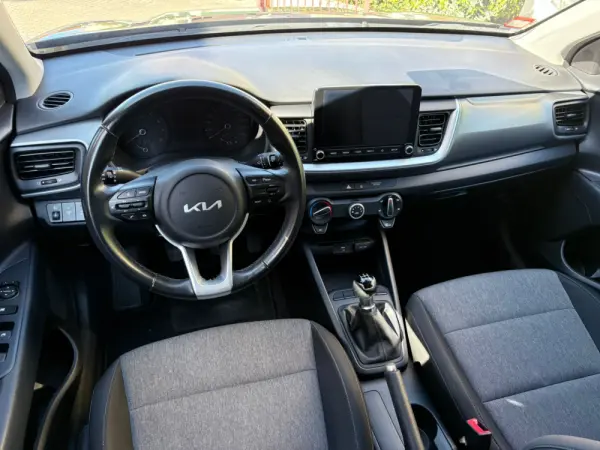 Kia Stonic 1.2 Dynamic 29