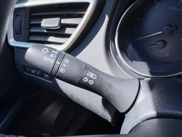 Nissan Qashqai 1.5 dCi N-Connecta J18 41