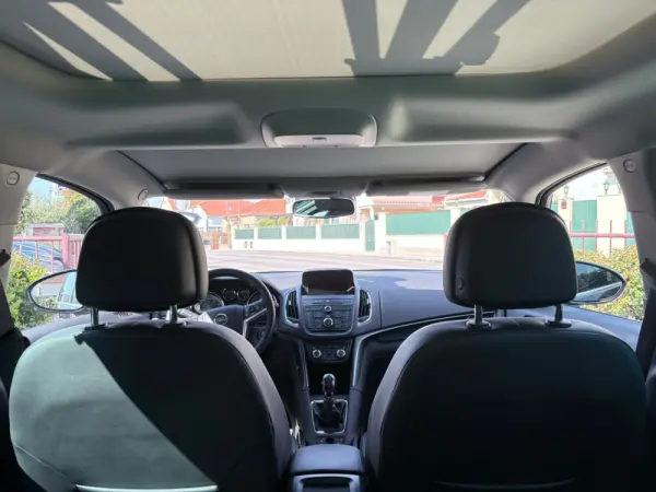Opel Zafira 2.0 CDTI Cosmo 27