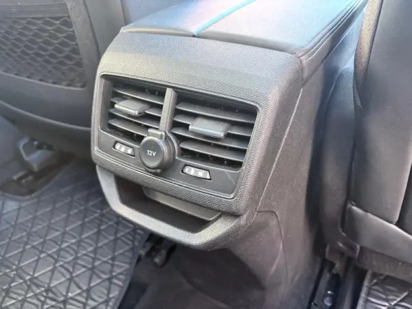 Peugeot 3008 1.2 PureTech Allure EAT8 59