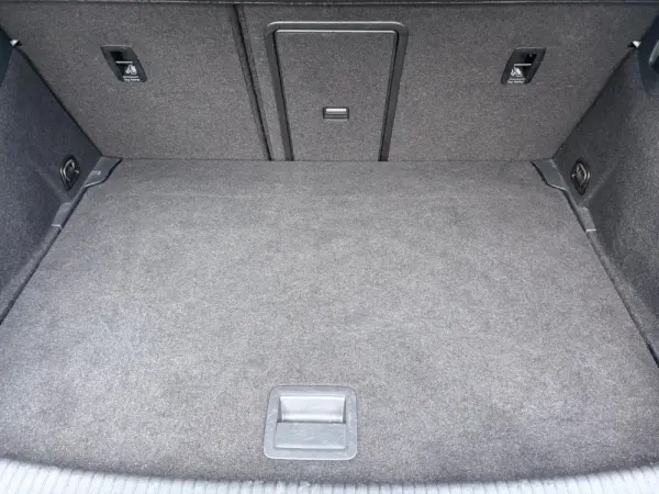 Volkswagen Golf 1.0 TSI Confortline 27