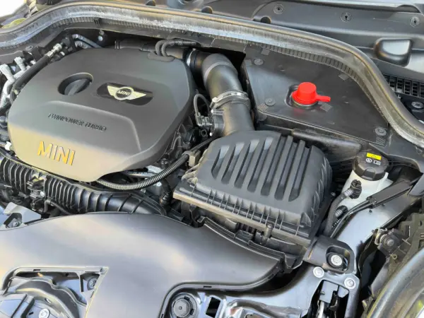 MINI 3 Portas Cooper S 18