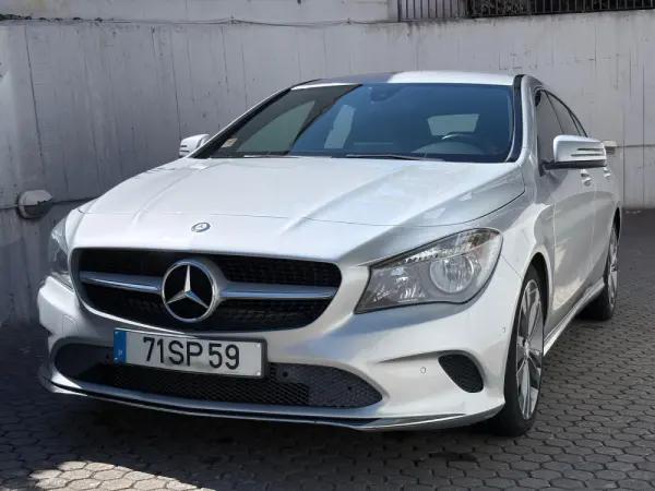 Mercedes-Benz CLA 180 d Shooting Brake Urban Aut. 10