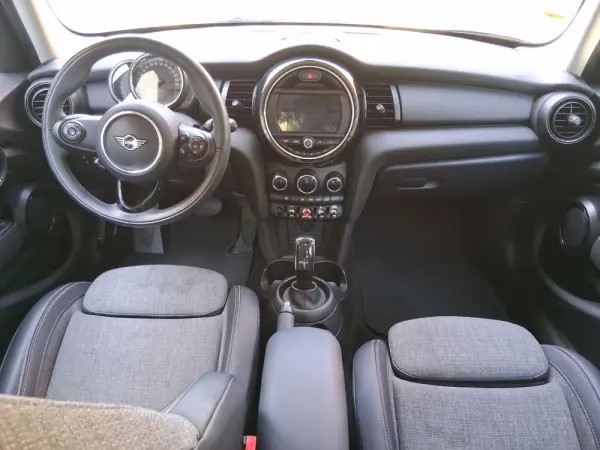 MINI 5 Portas One Auto 6