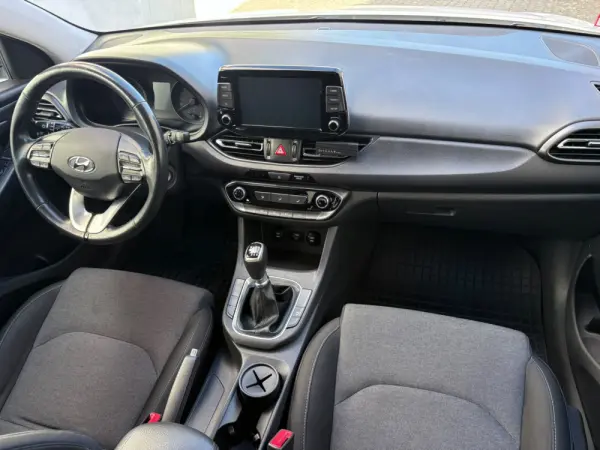 Hyundai i30 1.6 CRDi STyle Plus 29