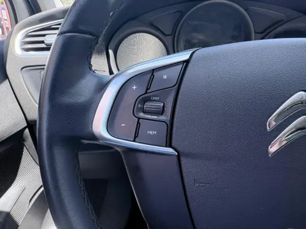 Citroen C4 1.6 BlueHDi Feel EAT6 39