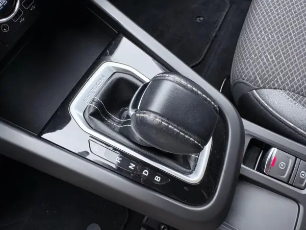 Renault Arkana 1.6 E-Tech Intens 53