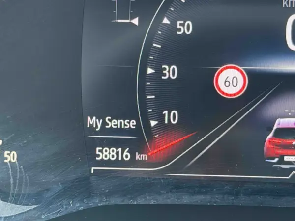 Renault Captur 1.0 TCe Exclusive 8