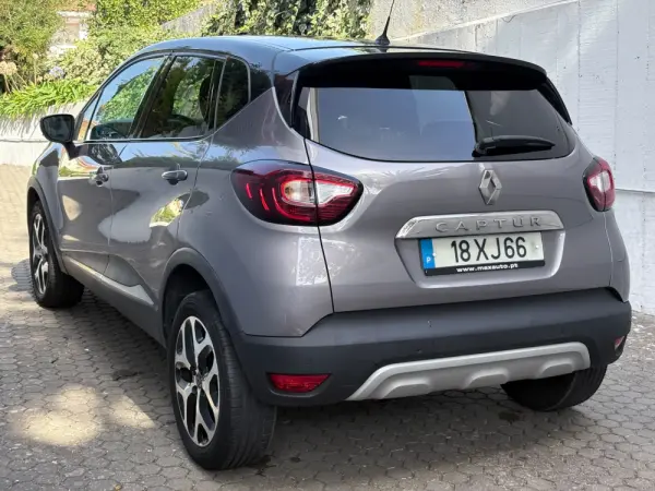 Renault Captur 0.9 TCE Exclusive 25