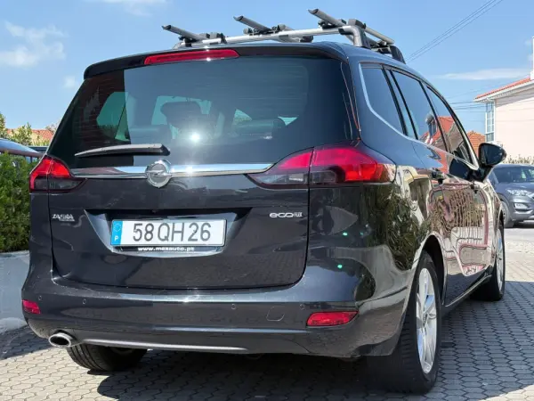 Opel Zafira 2.0 CDTI Cosmo 19