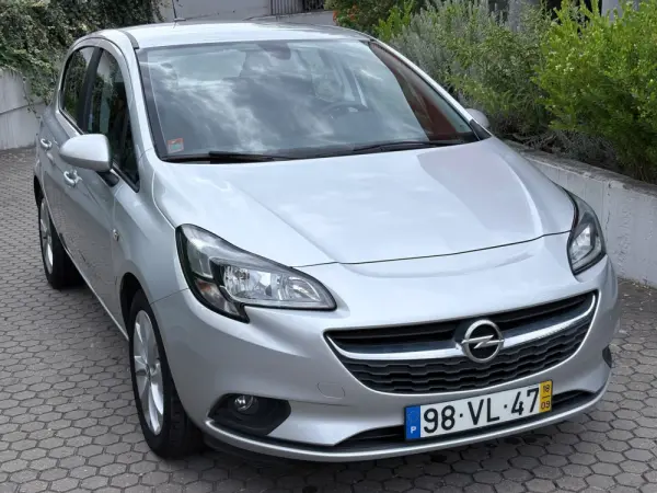 Opel Corsa 1.2 Dynamic 2