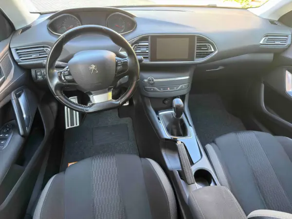 Peugeot 308 1.6 BlueHDi Style 30