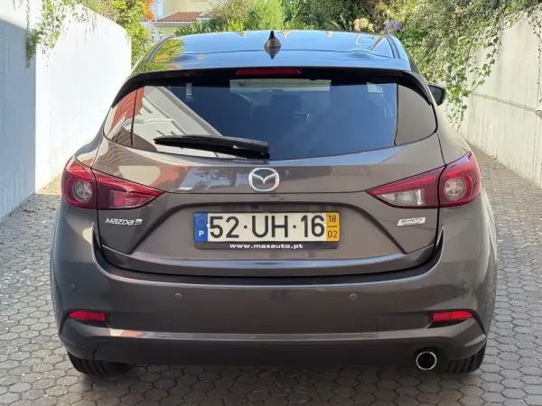 Mazda 3 1.5 Sky-G Evolve HS Navi 5