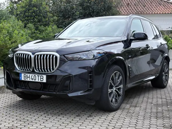 BMW X5 50 e xDrive Edição Desportiva M 11