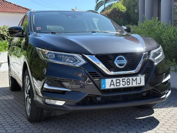 Nissan Qashqai 1.5 dCi N-Connecta J18 9