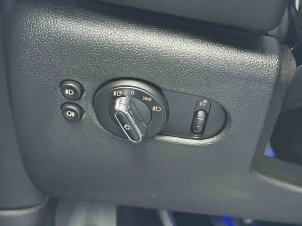 MINI 3 Portas Cooper S 34