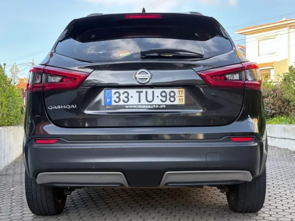 Nissan Qashqai 1.2 DIG-T N-Connecta 18 22