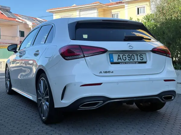 Mercedes-Benz A 180 d AMG Line Aut. 24