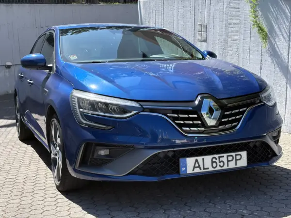 Renault Mégane 1.6 Plug-In R.S. Line 9