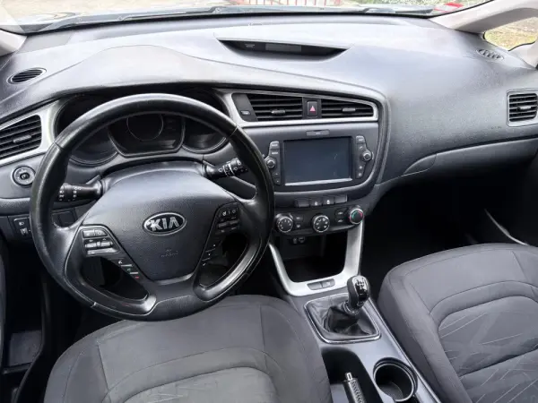 Kia Ceed 1.4 CRDi Nav Line 29