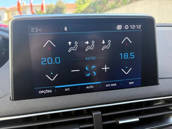 Peugeot 3008 1.2 PureTech Allure EAT8 49