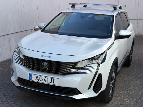 Peugeot 5008 1.2 PureTech Allure EAT8 4