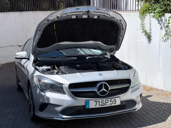 Mercedes-Benz CLA 180 d Shooting Brake Urban Aut. 16